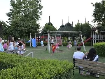 Trendy Aspendos 5* Side