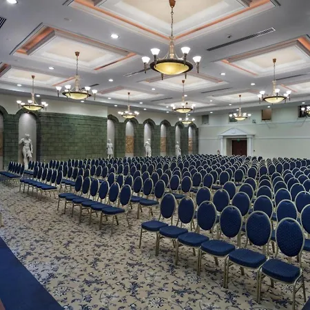 Trendy Aspendos Rezort Side